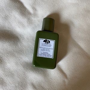 1 DELUXE SAMPLE FREE WITH PURCHASE 40$+